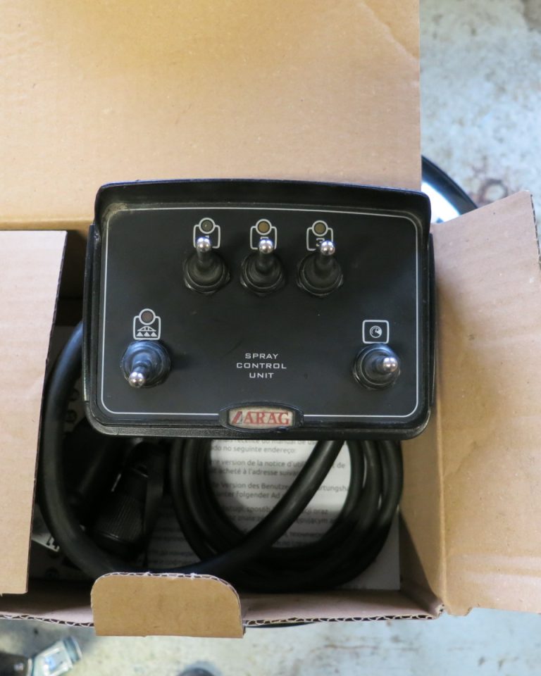 46695333 Arag styre boks for 3 bom - brukt, overhalt.